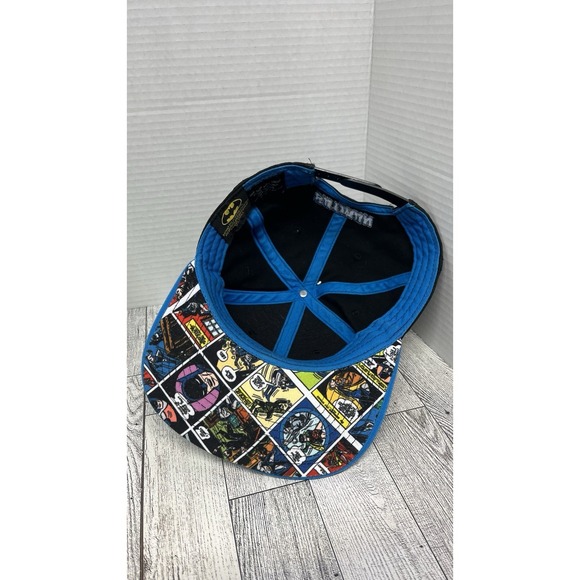 DC Comics Batman Snapback Hat - Big Face Mask Logo with Comic Under-Brim Print - Picture 3 of 5
